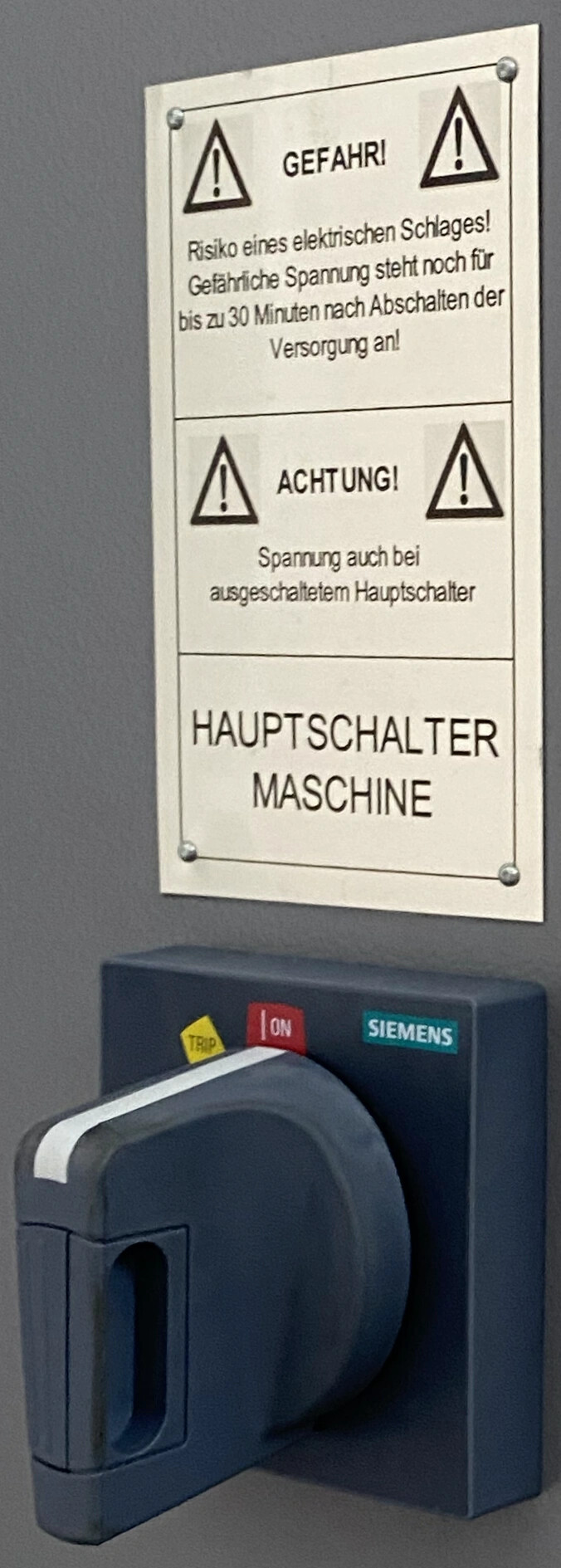 Hauptschalter.jpg