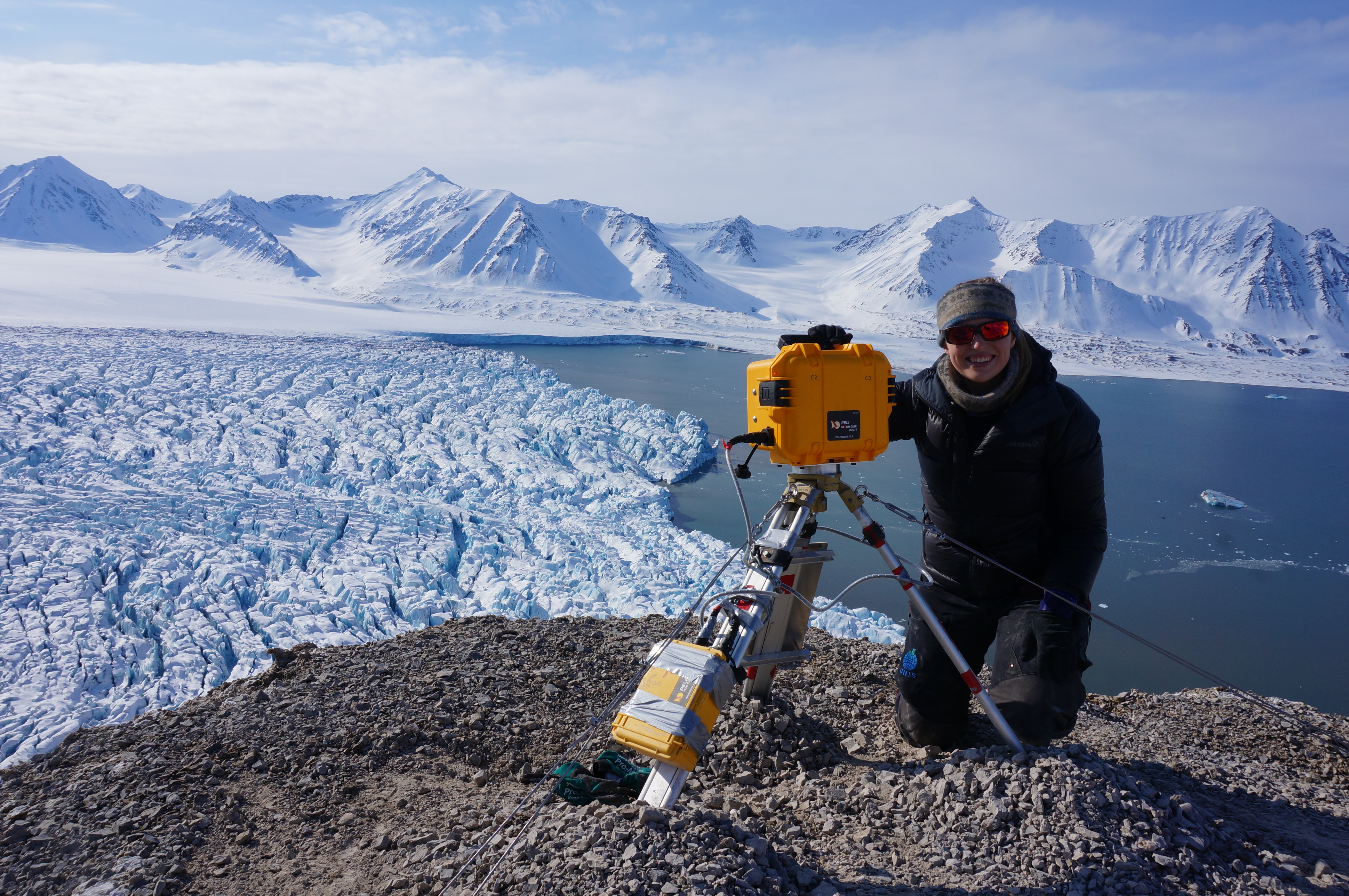 One of our cameras overlooking the front of Kronebreen glacier in Svalbard (May 2015)