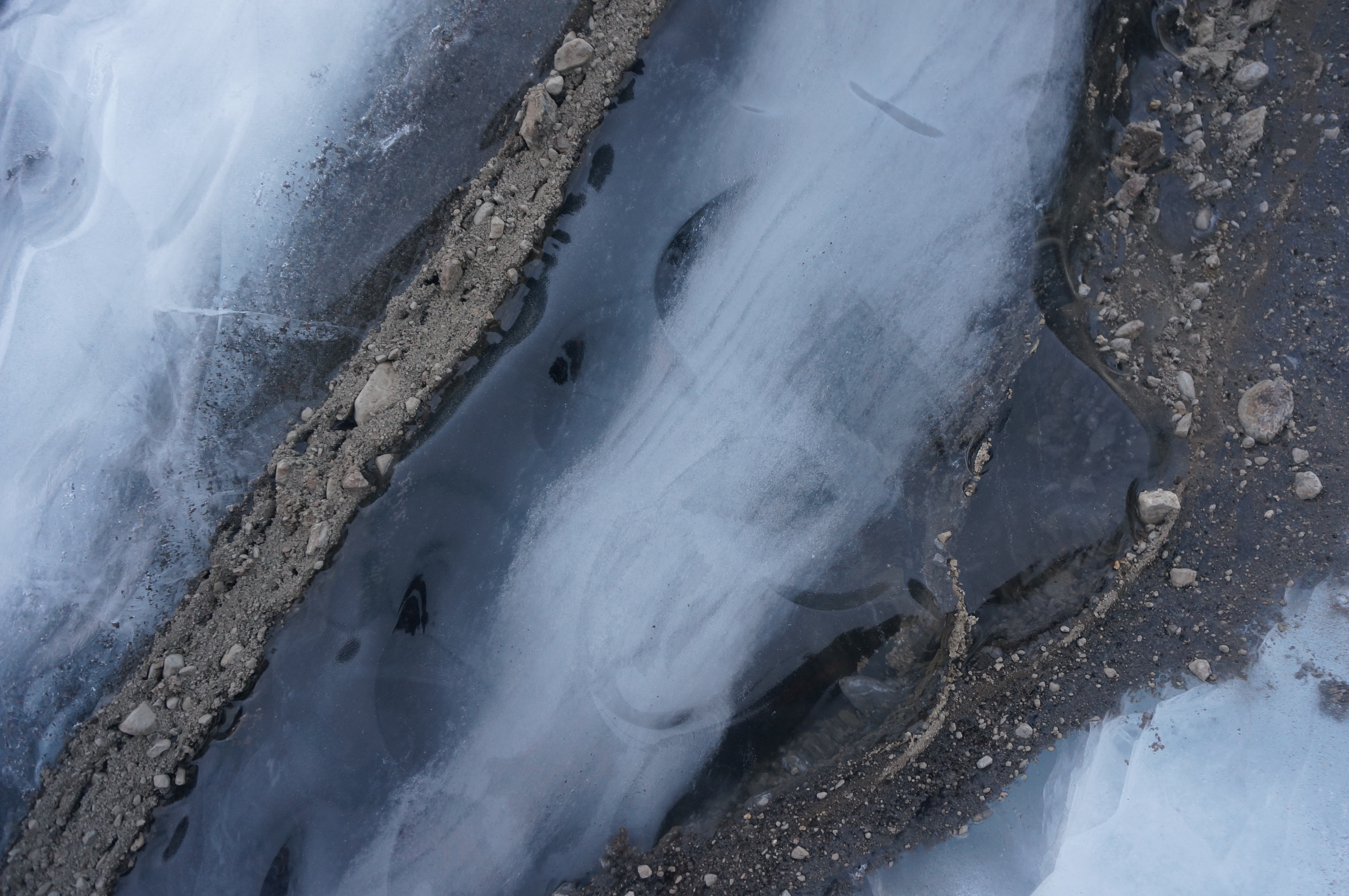 Debris-Regelation ice-glacier ice patterns seen at Paulabreen (March 2016)