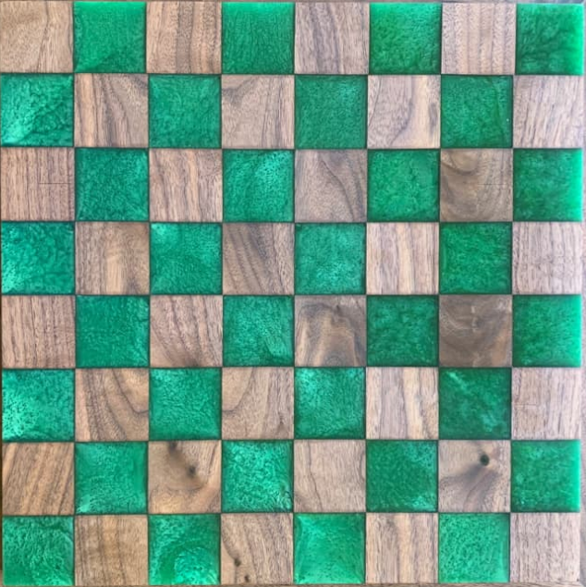 ChessBoardGreenResin.PNG