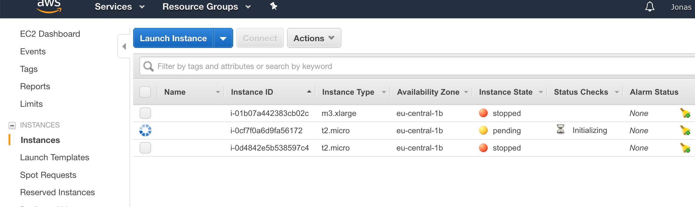 aws-ec2-management-console-instance-startup.png