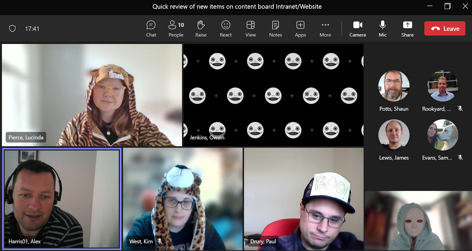 Digital team with halloween hats
