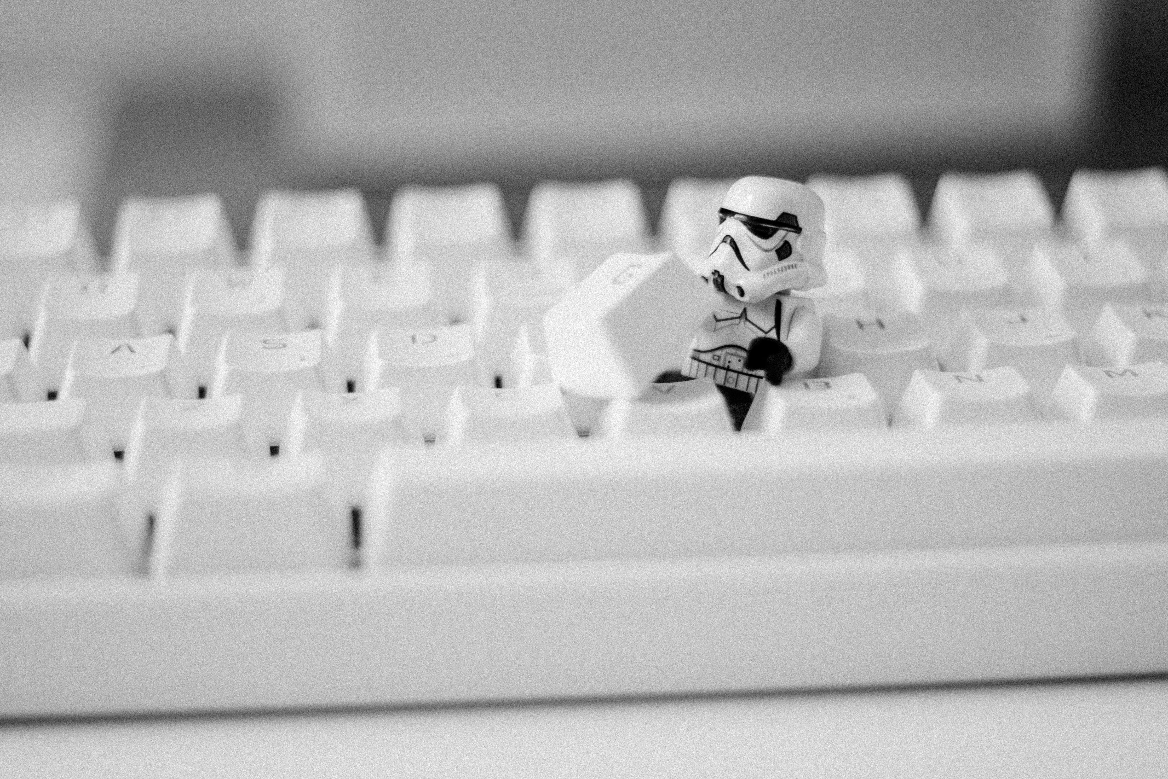 lego_stormtropper_on_keyboard_james_pond.jpg