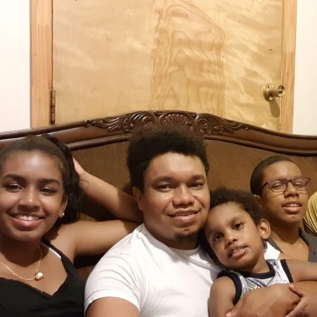 underbench2-gif avatar