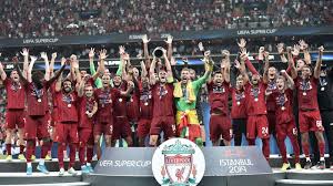 Liverpool Lift The Super Cup Trophy