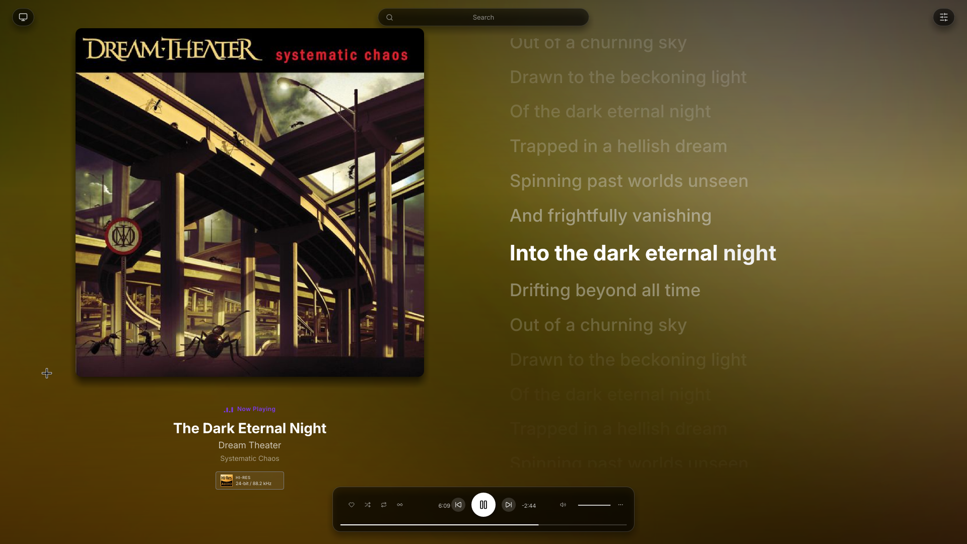 Immersive player with synced lyrics